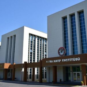 suriye savunma bakanligindan turkiyenin harp enstitulerine ziyaret vDxWxQDD