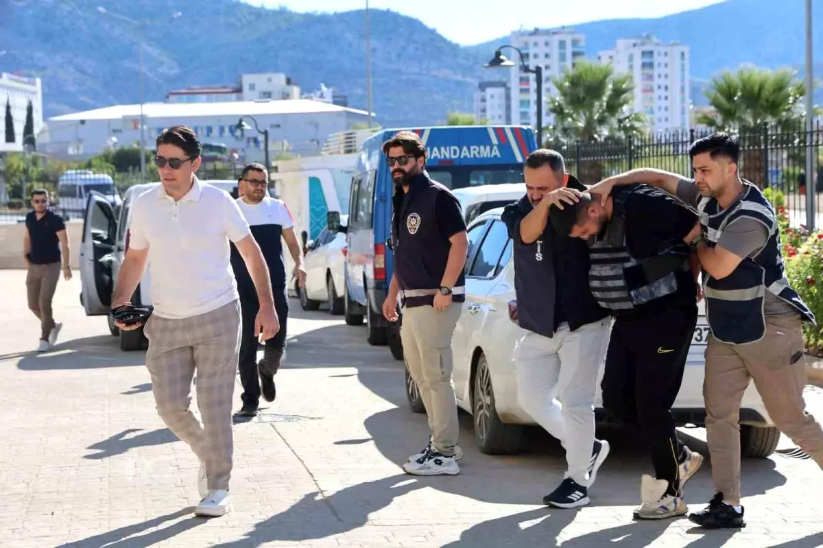 adanada dugun onunde silahli kavga 1 olu LufdKvjj