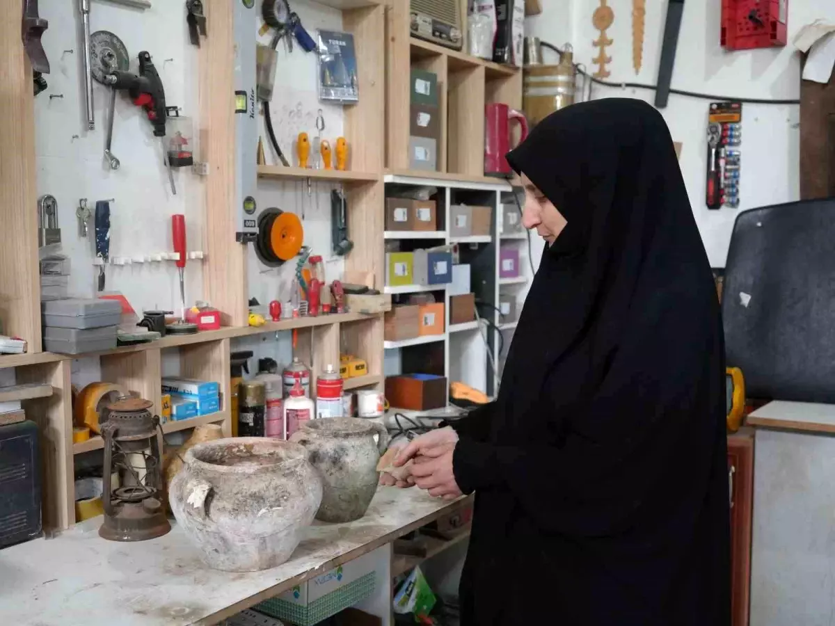 kadin atiklari sanata donusturuyor jZcjY25y