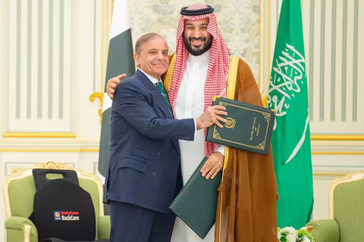 pakistan nukleer kapasitesini savunma anlasmasinda kullanabilir FD8UDDNg