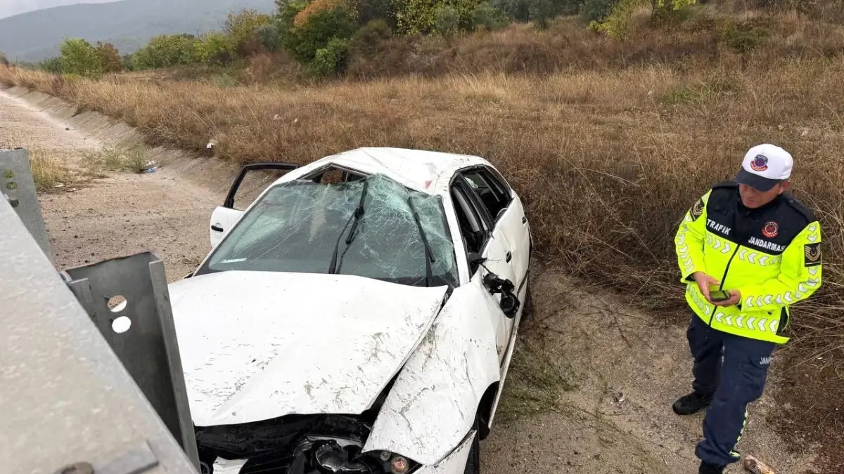 bursada trafik kazasi 4 yarali Di8WzpvO