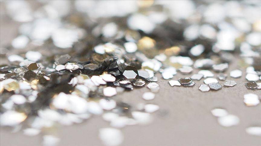 gumus fiyatlari zirveden dustu DEl1aQP6