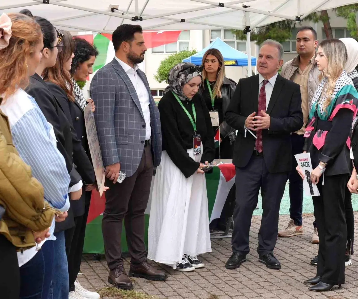 kocaeli saglik ve teknoloji universitesinden gazze icin farkindalik etkinligi rkdQZddE.jpg
