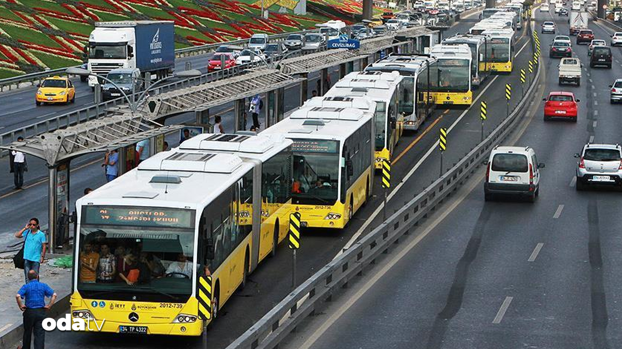 otobuste ayaklarini uzatarak araci kullanan soforun isine son verildi SvhWtSt3.png