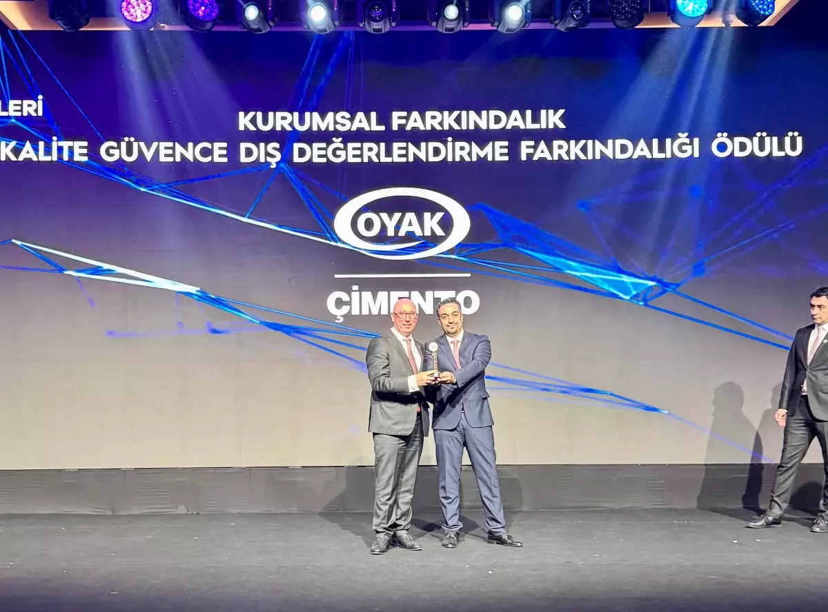 oyak cimento kurumsal farkindalik odulunu kazandi ZxDvIrgV