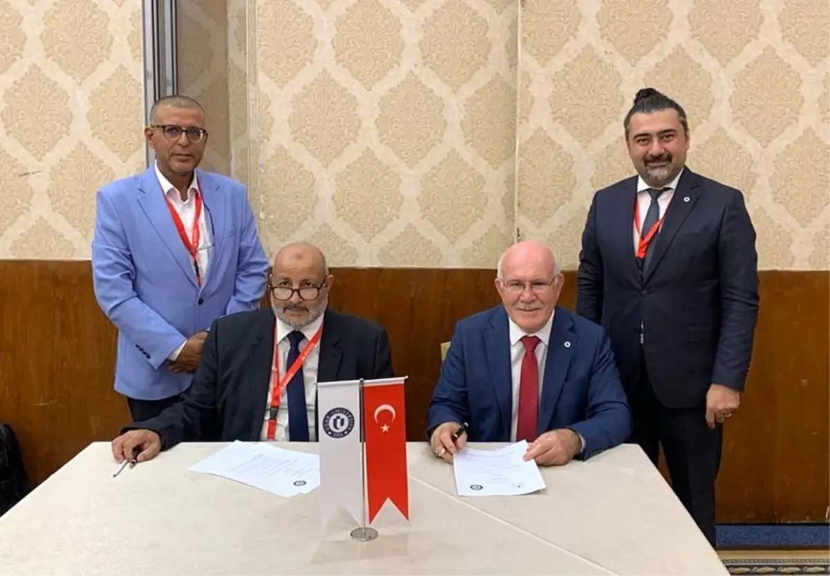 usak universitesi tunusta turk arap universite rektorleri kongresinde is birligi protokolleri imzaladi URmzefcB.jpg