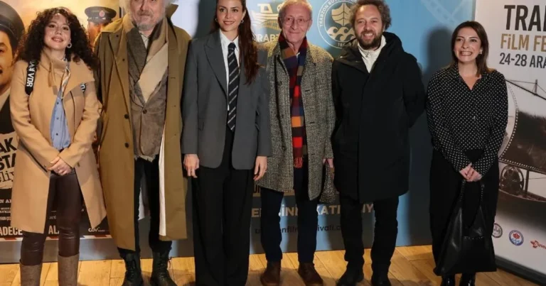 trabzonda-bak-postaci-geliyor-filmine-yogun-ilgi-DJIFC8E4.webp