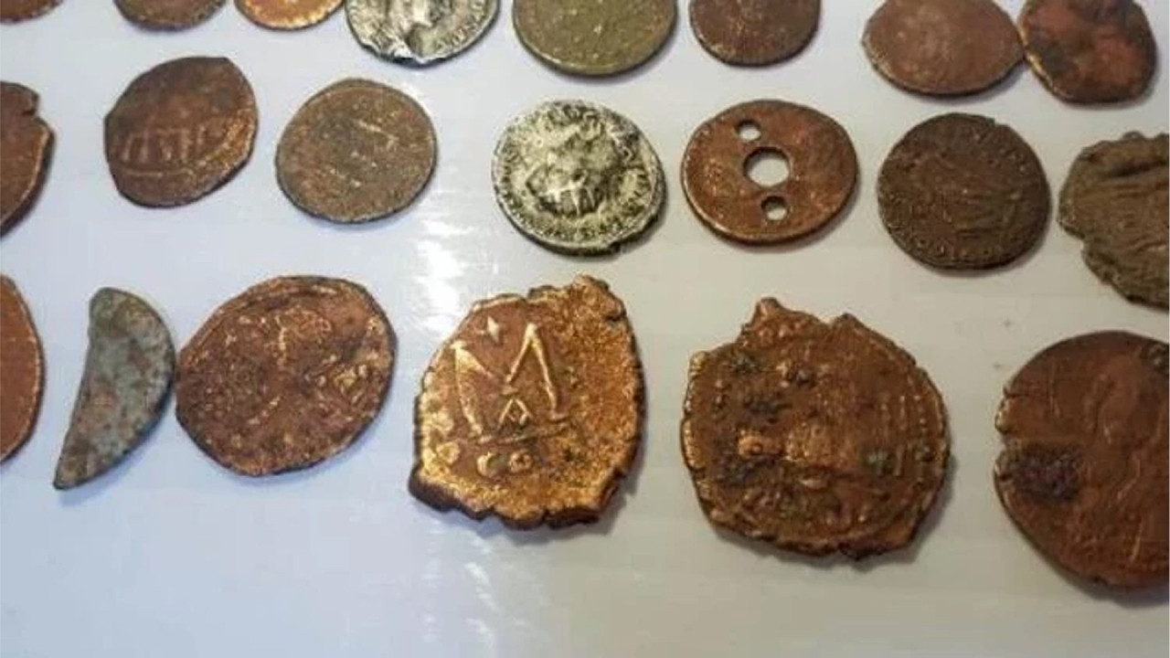 Samsun’da Tarihi Eser Kaçakçılığına Geçit Yok: İki Şüpheli Yakalandı