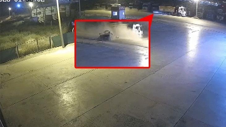 Polatlı’da otomobil kamyona çarptı: 4 kişi öldü